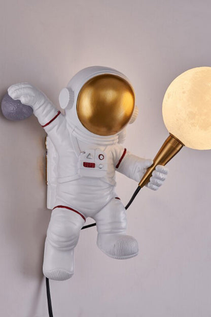 Astronaut Wall Lamp