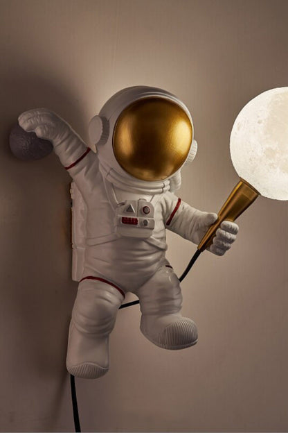 Astronaut Wall Lamp