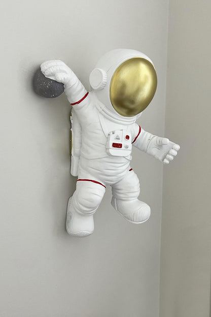 Astronaut Wall Lamp