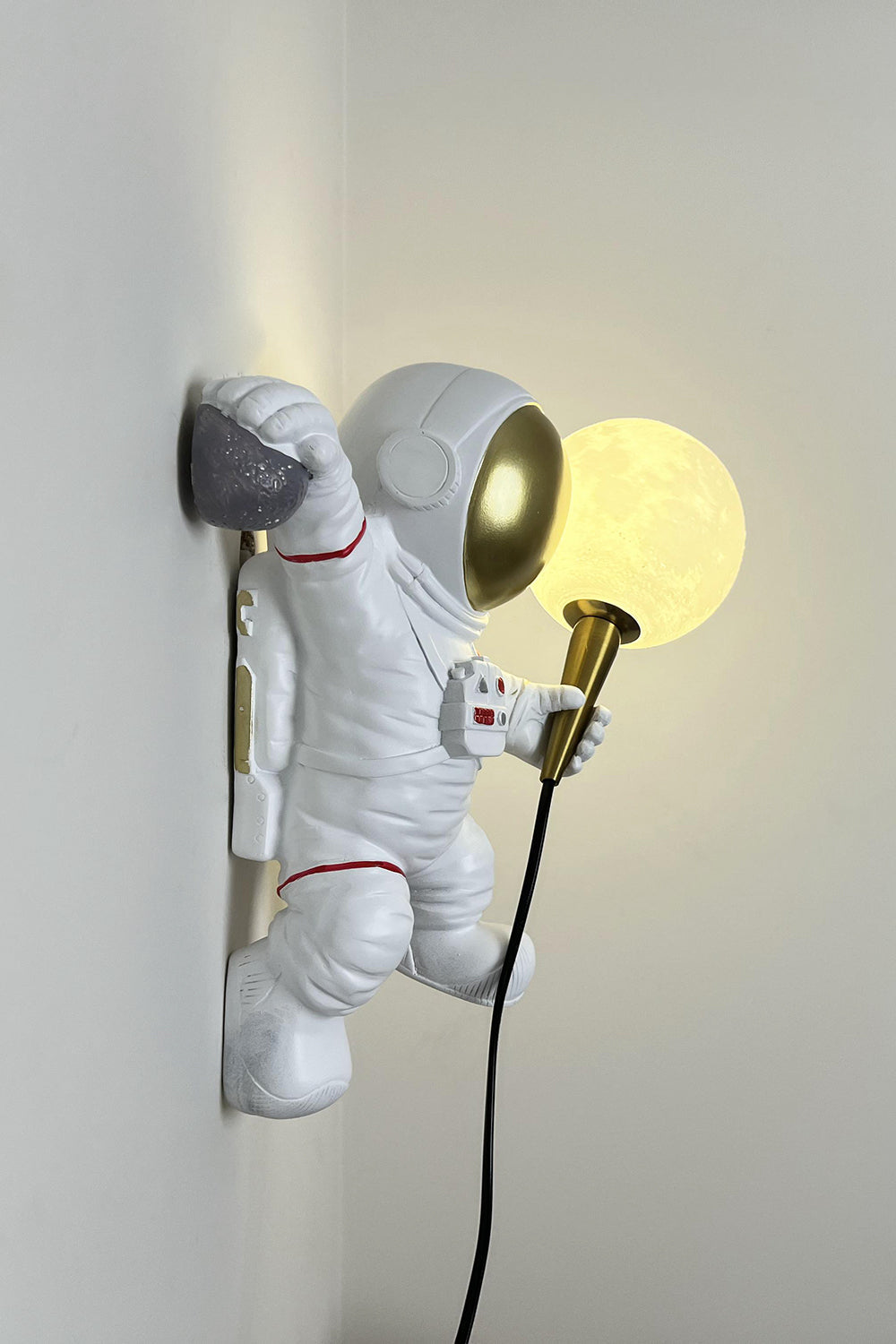 Astronaut Wall Lamp