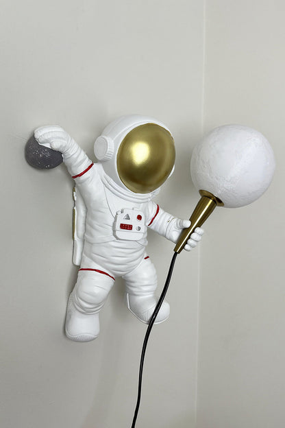 Astronaut Wall Lamp