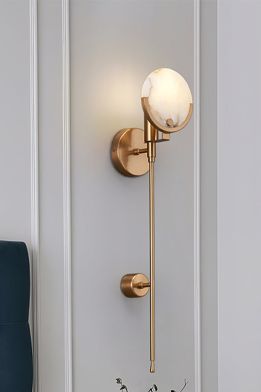 Alabaster Ava Brass Wall Lamp