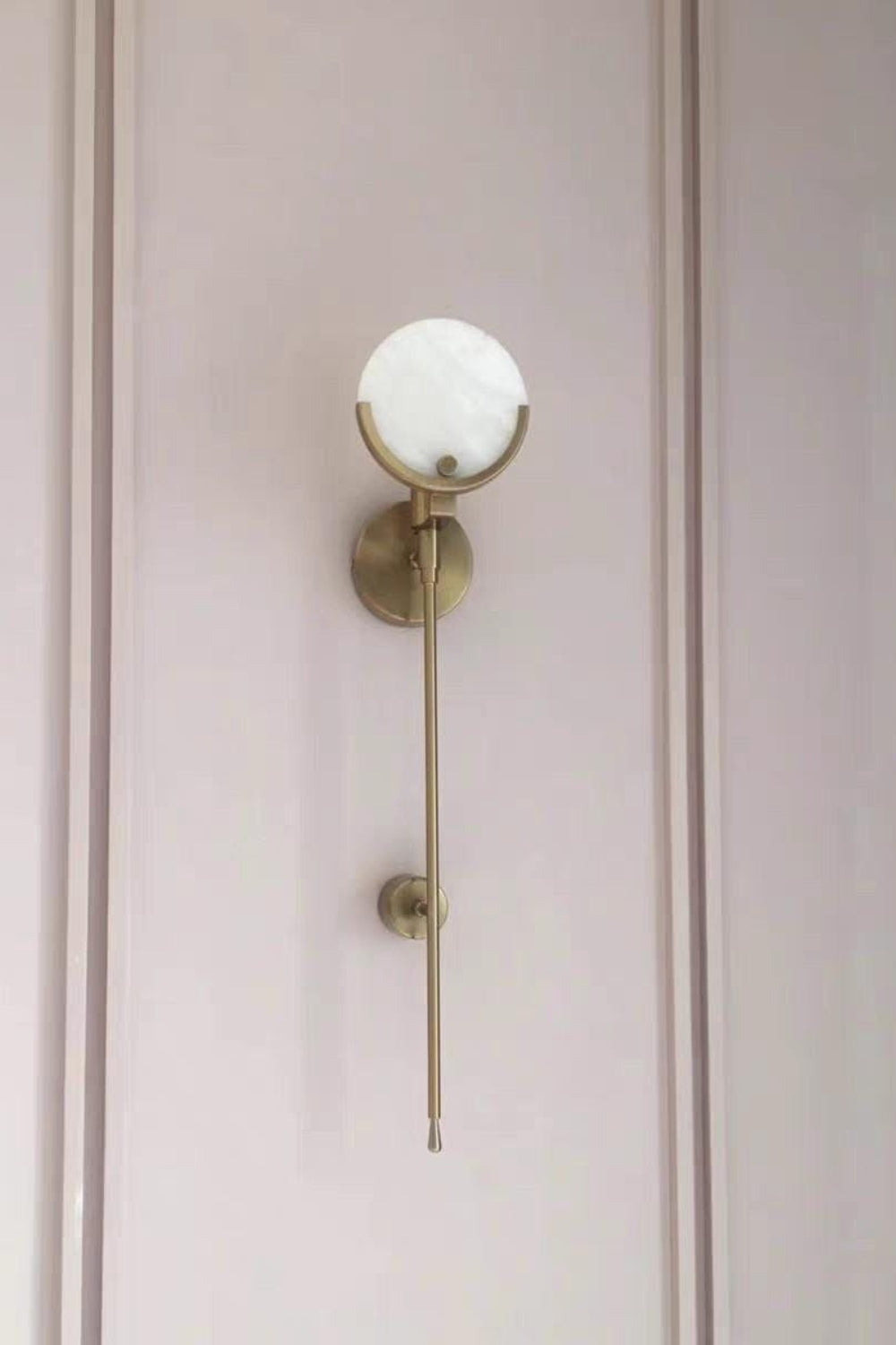 Alabaster Ava Brass Wall Lamp