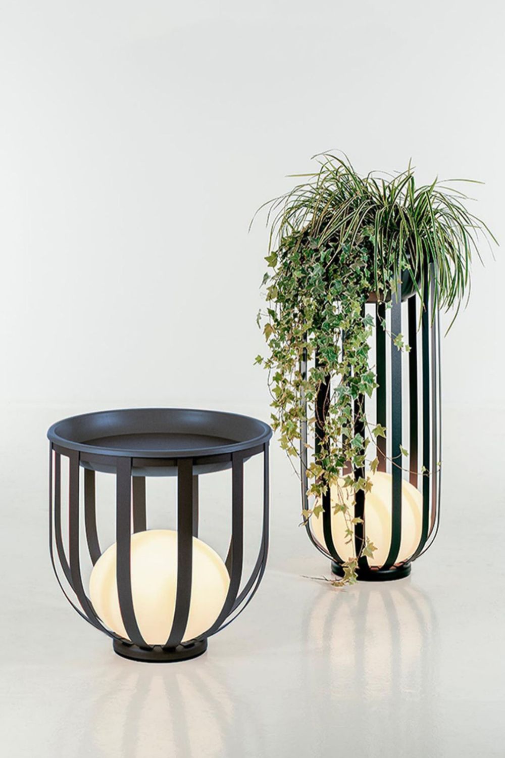 Garden courtyard floor lamp