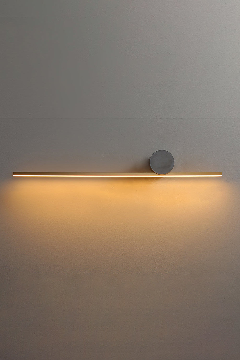 Curved Wall Lamp