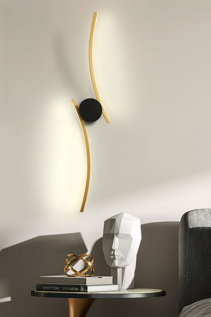 Curved Wall Lamp