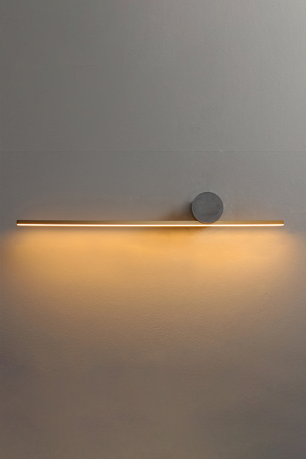 Curved Wall Lamp