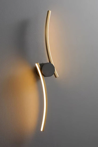 Curved Wall Lamp