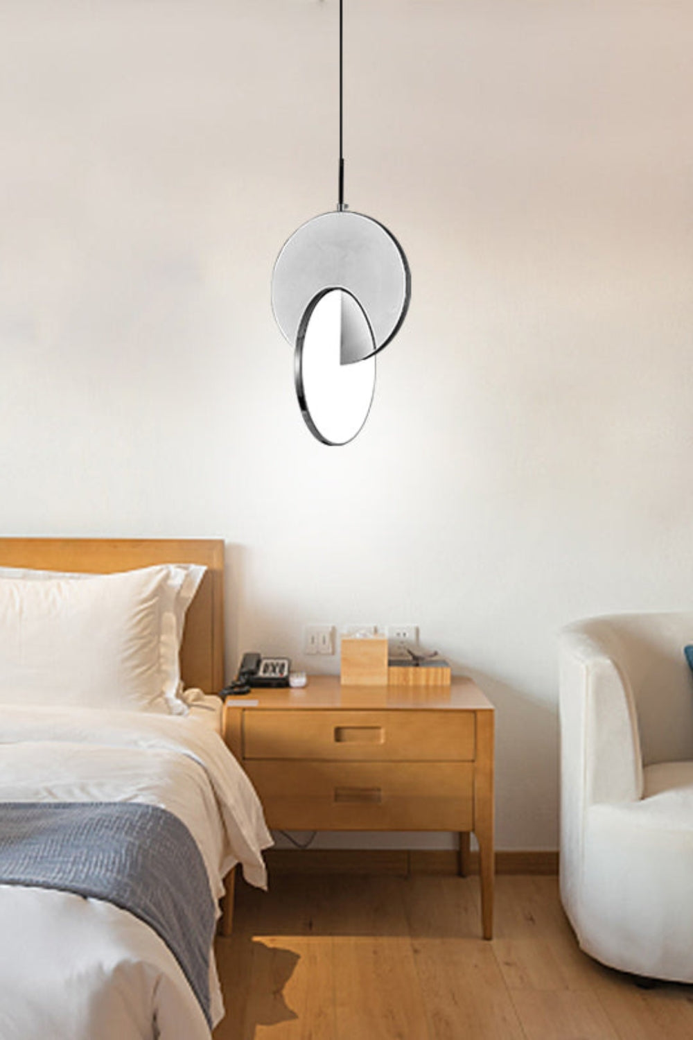 Eclipse Pendant Light