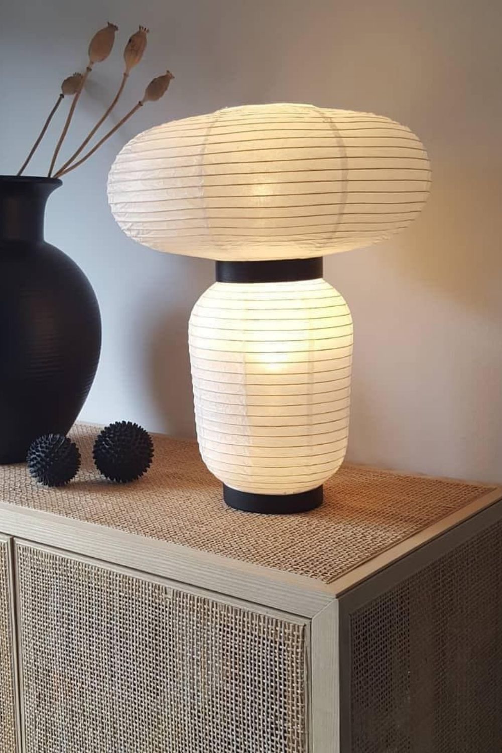 Formakami Table Lamp