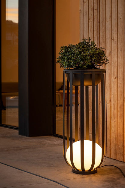 Garden courtyard floor lamp