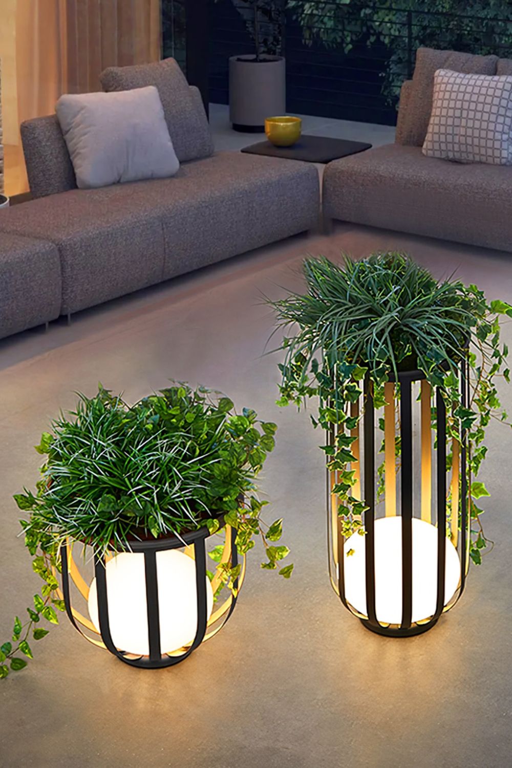 Garden courtyard floor lamp