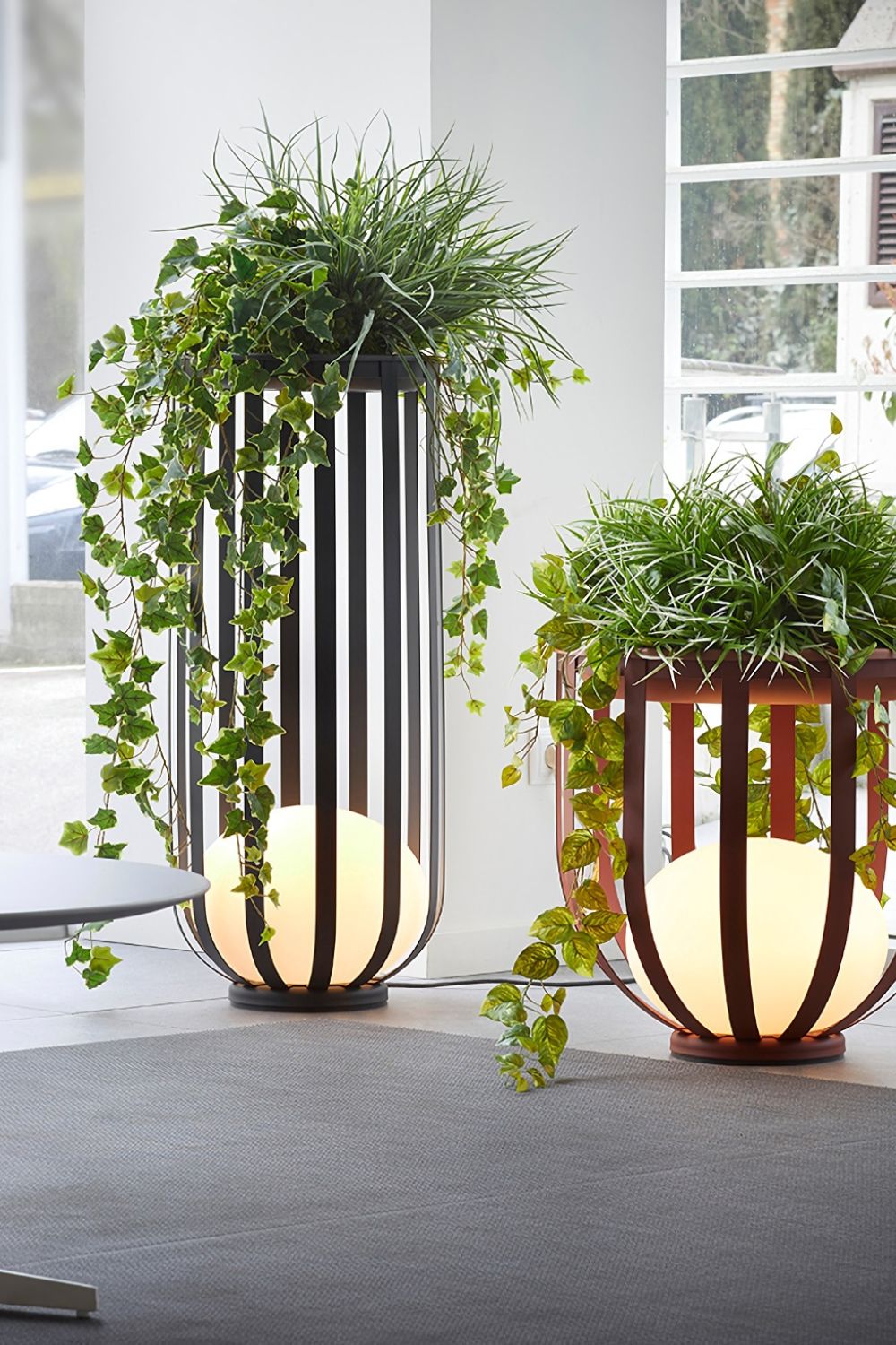 Garden courtyard floor lamp