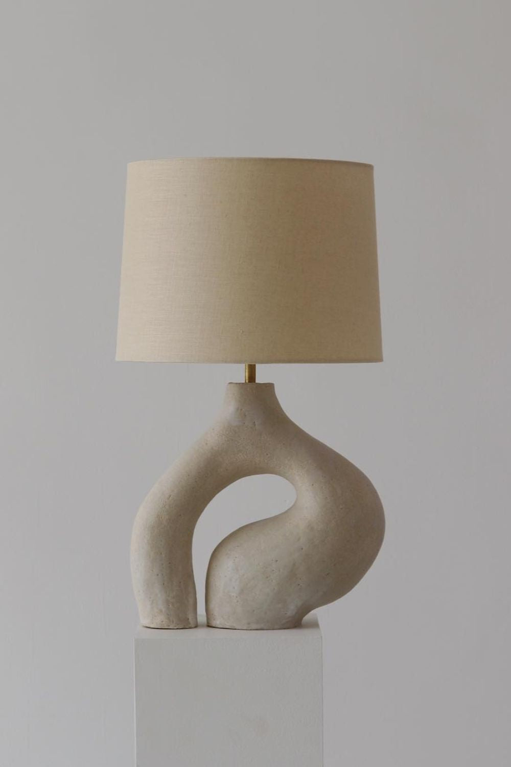 Oblong Loop Table Lamp