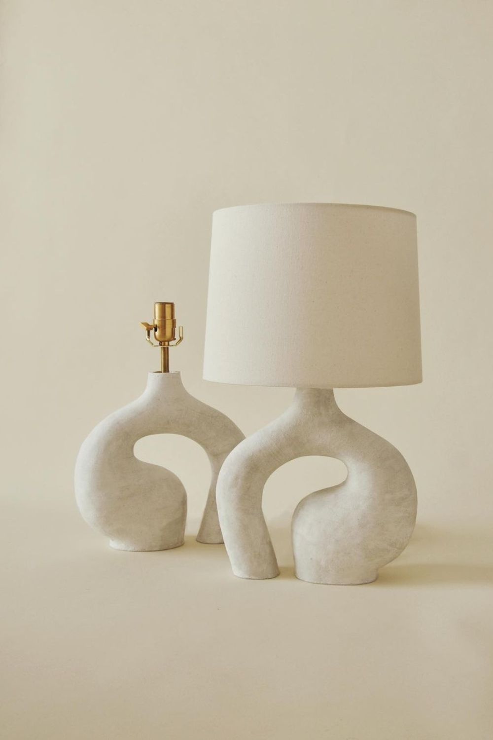 Oblong Loop Table Lamp