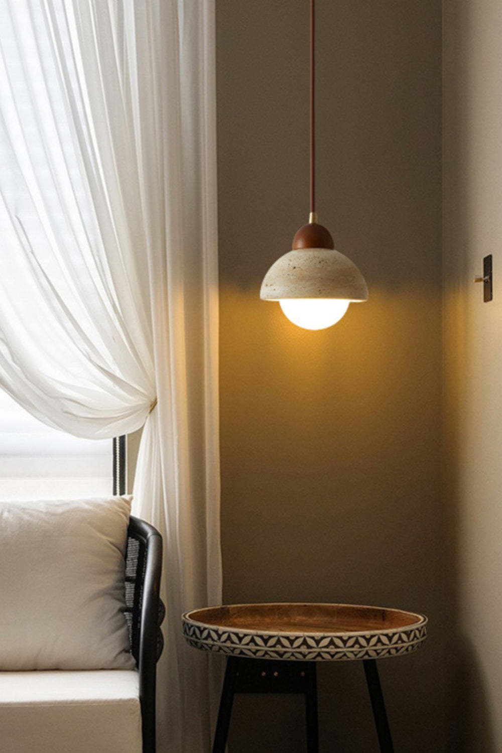 Ora Stone Pendant Lamp